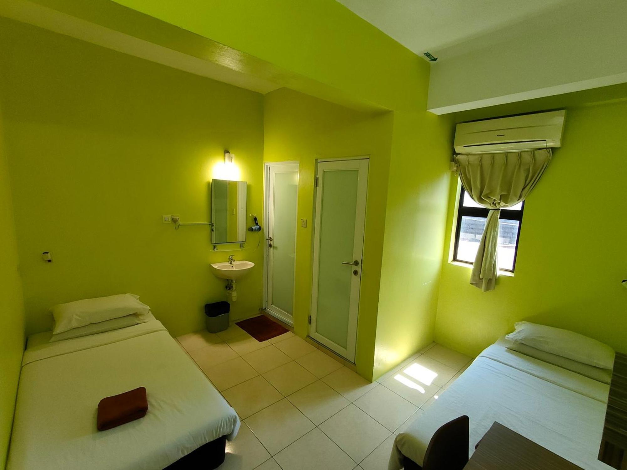 Walk Inn Miri Zewnętrze zdjęcie