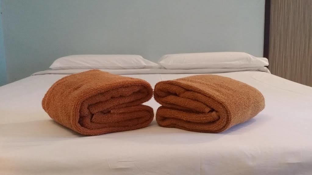 Walk Inn Miri Zewnętrze zdjęcie