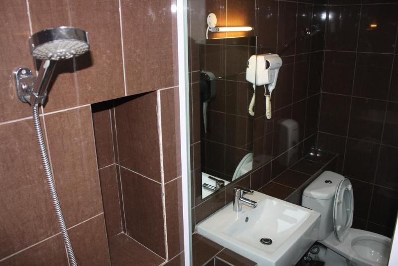 Walk Inn Miri Zewnętrze zdjęcie