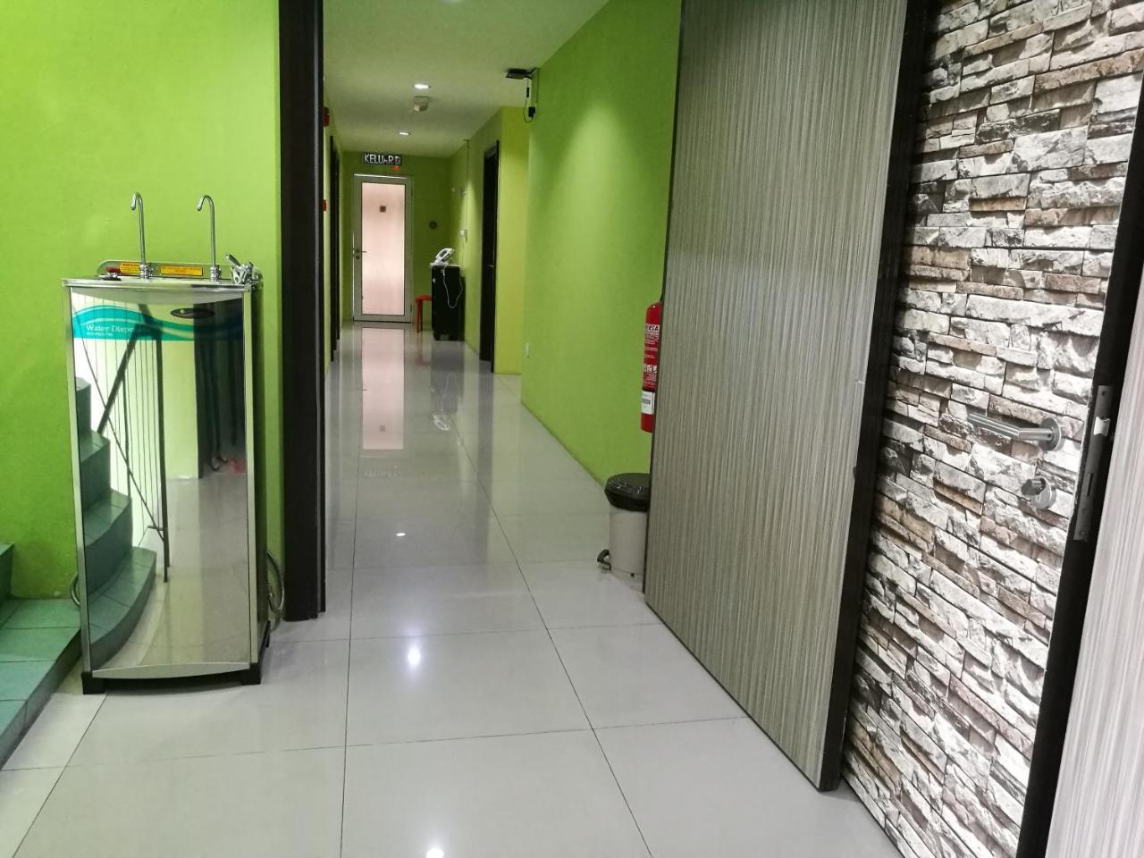 Walk Inn Miri Zewnętrze zdjęcie